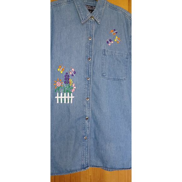 Vintage Jean Button Up Top Embroidered Garden and Butterflies Women's Small - Picture 3 of 6